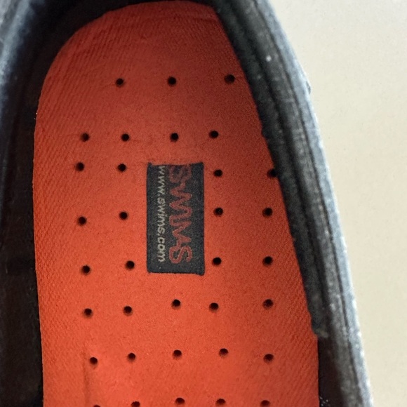 Men’s swims shoes size 12 - Picture 4 of 4